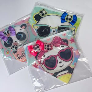 Kit bandana + laço + adesivo  PANDAS