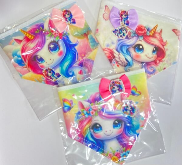 Kit bandana + laço + adesivo UNICORNIOS