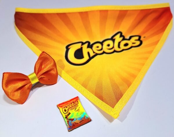 Kit Bandana M + Laço + adesivo Cheetos