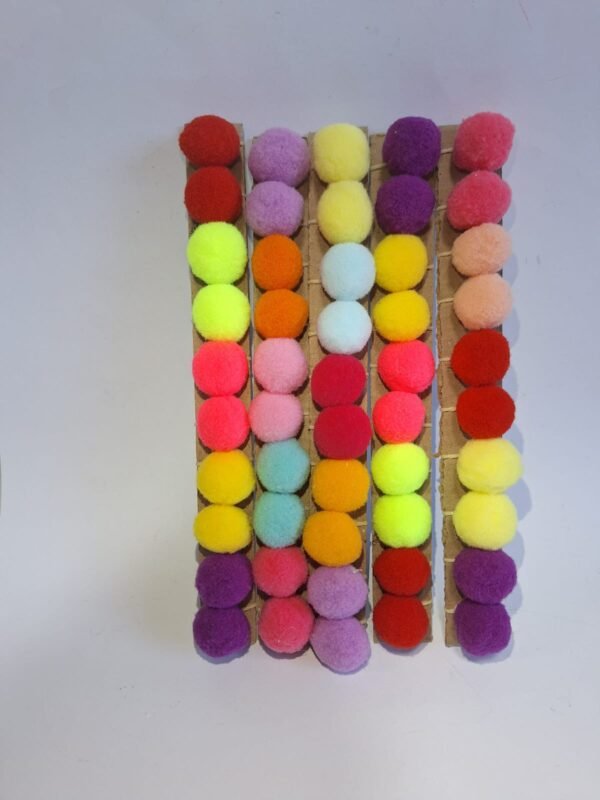 Laços Pompom Xuca - Image 5